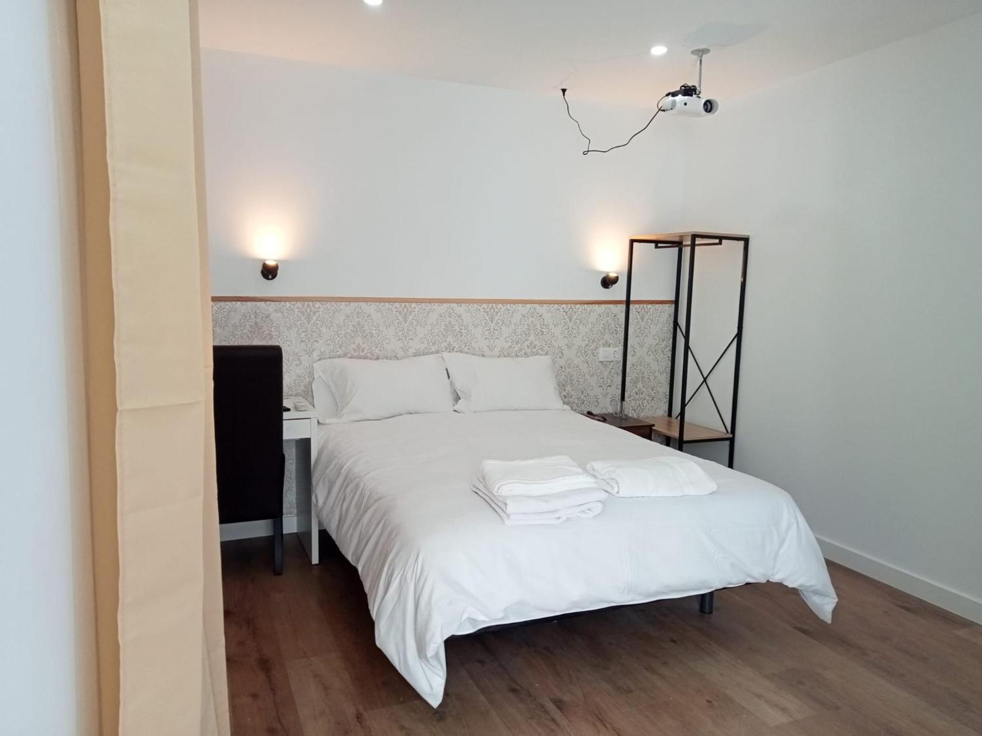 Sg Rooms Consuegra Buitenkant foto