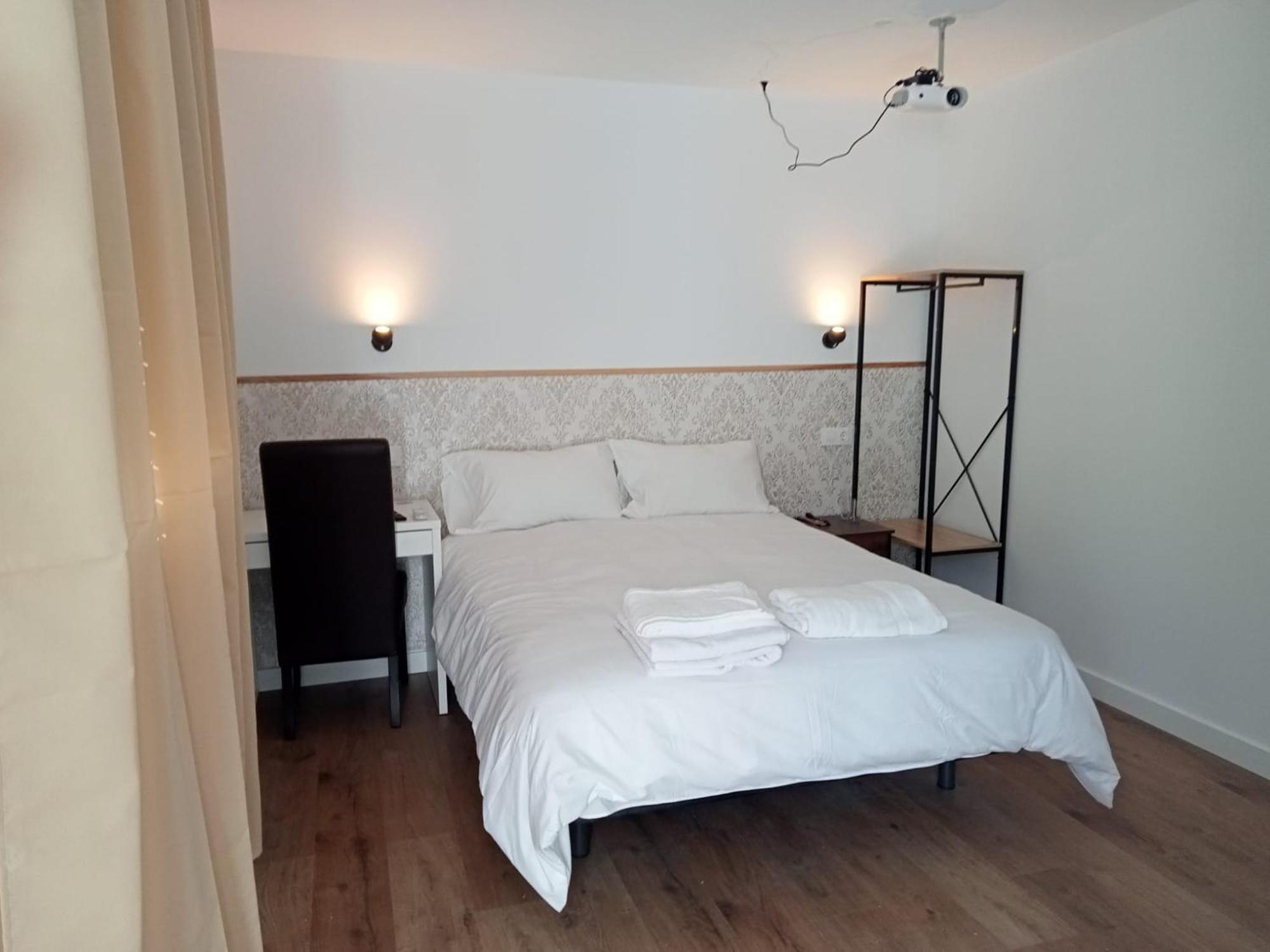 Sg Rooms Consuegra Buitenkant foto