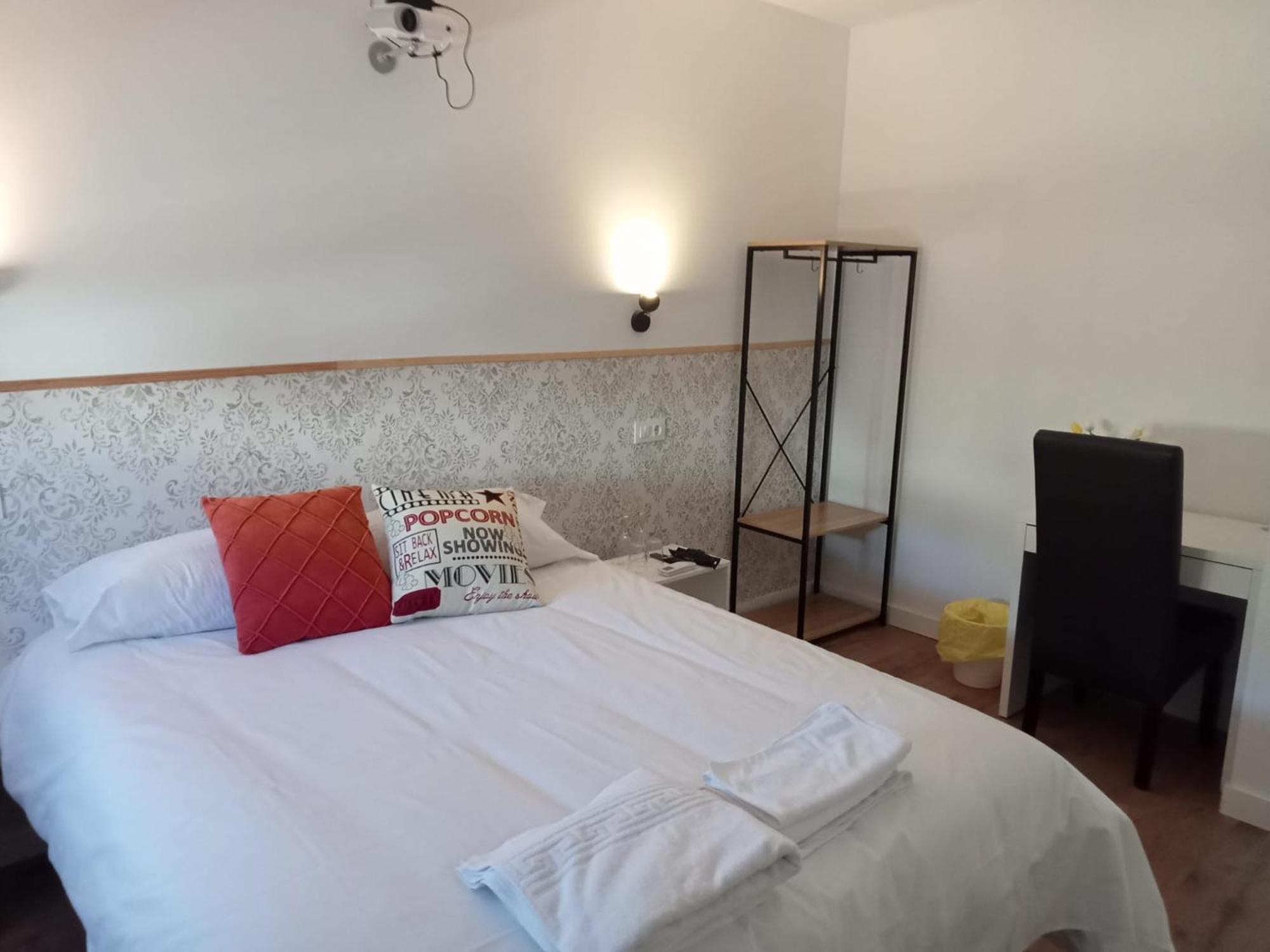 Sg Rooms Consuegra Buitenkant foto
